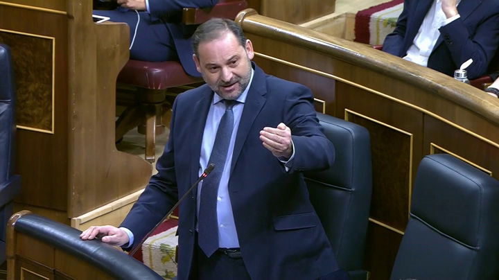 Ábalos usa el 11M para responder a una pregunta sobre el 'caso Delcy' Ábalos usa el 11M para responder a una pregunta sobre el 'caso Delcy'