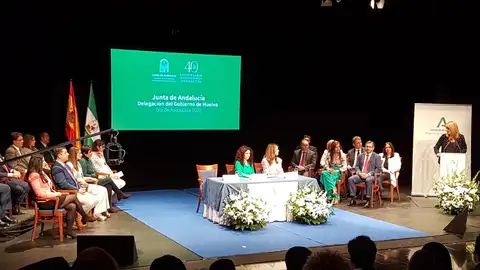 Entrega de Banderas de Andalucía - Cocheras del Puerto Entrega de Banderas de Andalucía - Cocheras del Puerto