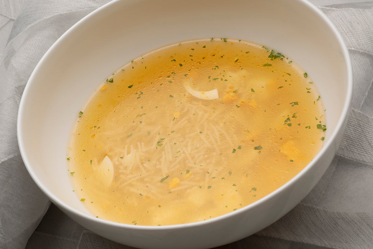 Todo lo que no sabías sobre las sopas: trucos y beneficios Todo lo que no sabías sobre las sopas: trucos y beneficios