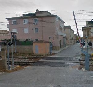 Paso a nivel en Santa Maria del Camí. Paso a nivel en Santa Maria del Camí.