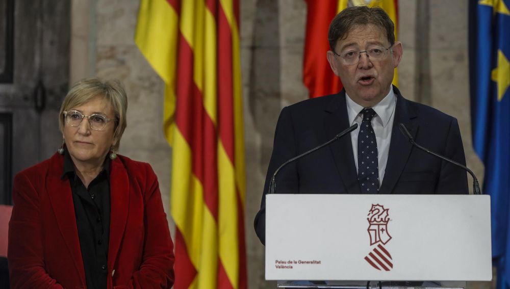 Ximo Puig junto a Ana Barceló en el Palau de la Generalitat.