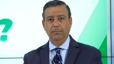 El doctor Castro advierte de que el uso de carbón activado en los dientes supone graves problemas para la salud bucodental en buenas manos