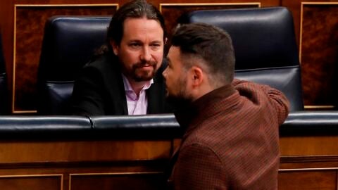27/02/2020 18:24 (UTC) Cr&eacute;dito: EFE Fuente: EFE/EFE Autor: Ballesteros Tem&aacute;tica: Pol&iacute;tica El vicepresidente del Gobierno, Pablo Iglesias conversa con el l&iacute;der de ERC, Gabriel Rufi&aacute;n.