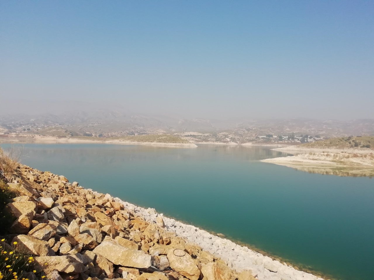 El Camp d’Elx deja de recibir 800.000 metros cúbicos de agua en lo que va de año por la limitación del trasvase Tajo-Segura El Camp d’Elx deja de recibir 800.000 metros cúbicos de agua en lo que va de año por la limitación del trasvase Tajo-Segura