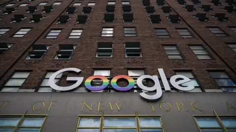 Fachada de la sede de Google en Nueva York Fachada de la sede de Google en Nueva York