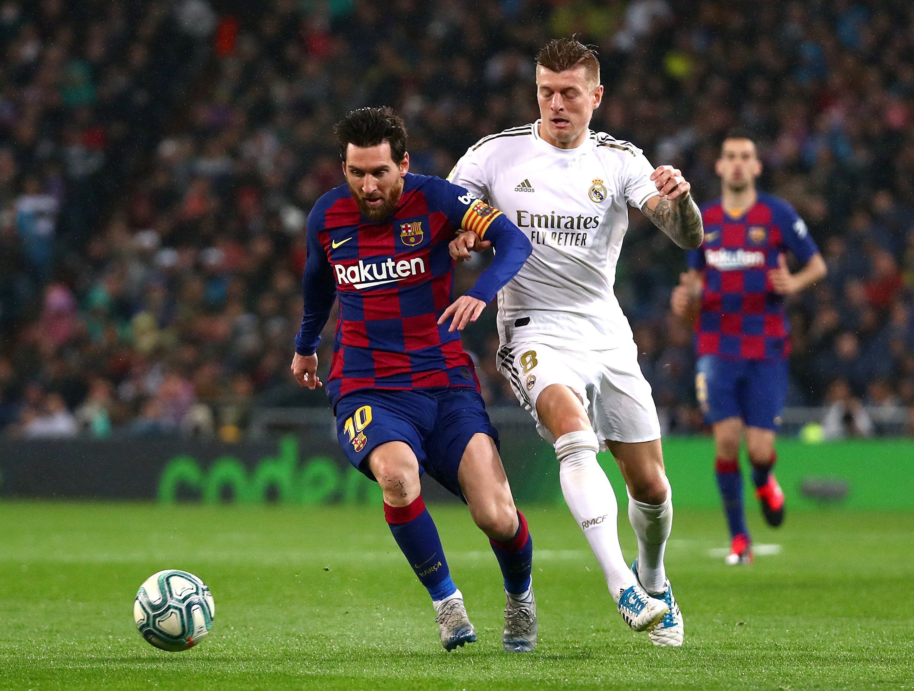 El Real Madrid vería bien que se ayudara al Barcelona para que Messi se quede en el club El Real Madrid vería bien que se ayudara al Barcelona para que Messi se quede en el club