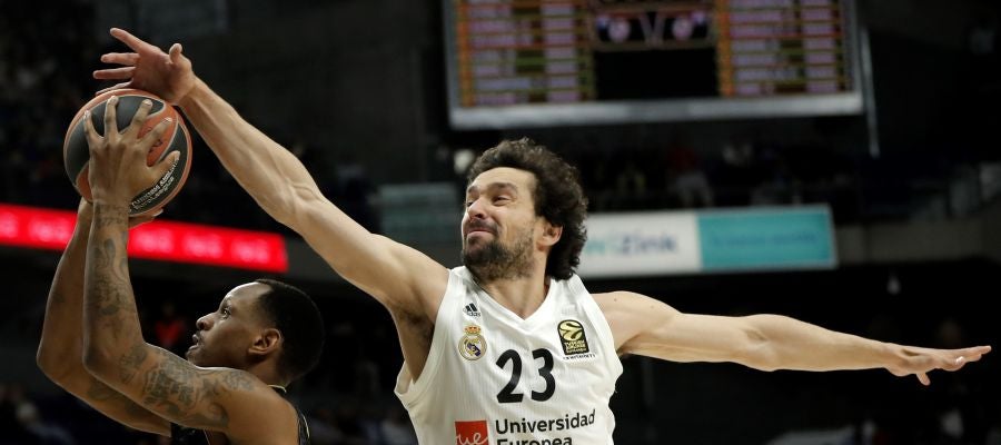Sergio Llull, en acción ante el Olimpia Milán Sergio Llull, en acción ante el Olimpia Milán