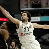 Sergio Llull, en acción ante el Olimpia Milán Sergio Llull, en acción ante el Olimpia Milán