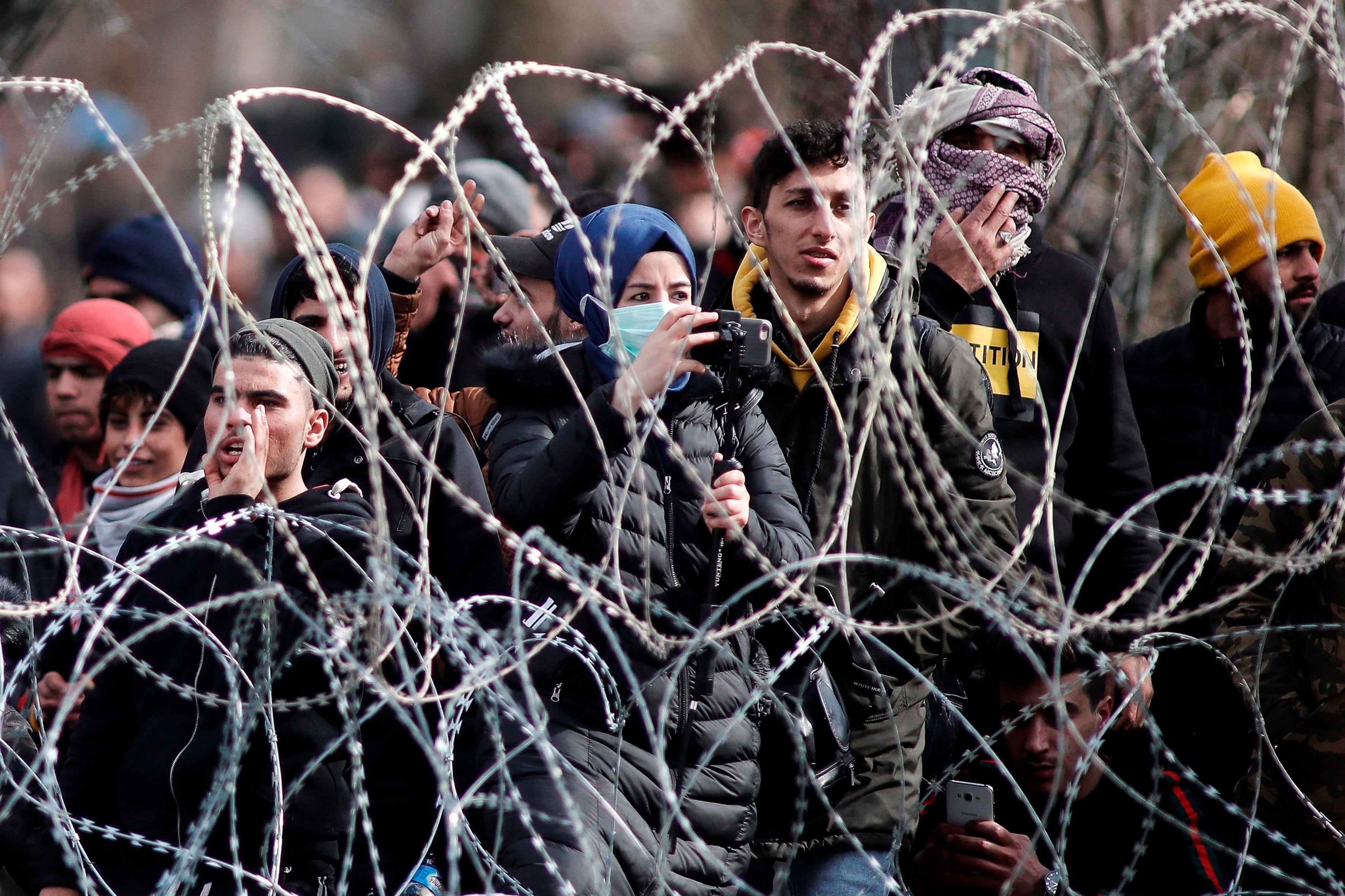 Continúa la tensión entre Turquía y Grecia por las supuestas víctimas en la frontera común Continúa la tensión entre Turquía y Grecia por las supuestas víctimas en la frontera común