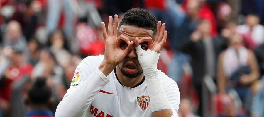 El delantero marroquí del Sevilla FC, Youssef En-Nesyri, celebra un gol ante Osasuna durante el partido de Liga El delantero marroquí del Sevilla FC, Youssef En-Nesyri, celebra un gol ante Osasuna durante el partido de Liga