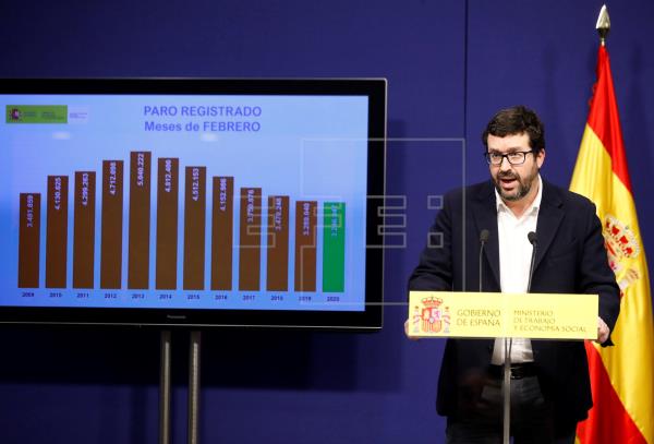 Huelva lidera el descenso del paro en España Huelva lidera el descenso del paro en España