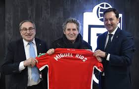 Los Cármenes recibirá este jueves a sus aficionados al ritmo del Bienvenidos de Miguel Ríos. Onda Deportiva Granada 03/03/2020 Los Cármenes recibirá este jueves a sus aficionados al ritmo del Bienvenidos de Miguel Ríos. Onda Deportiva Granada 03/03/2020
