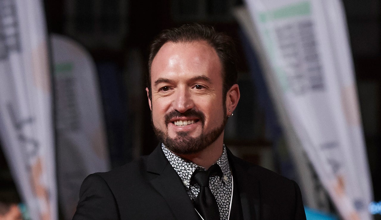 Álex O'dogherty: "Cada vez que salgo al escenario y veo a la gente con mascarilla me siento muy raro por ir yo sin ella" Álex O'dogherty: "Cada vez que salgo al escenario y veo a la gente con mascarilla me siento muy raro por ir yo sin ella"