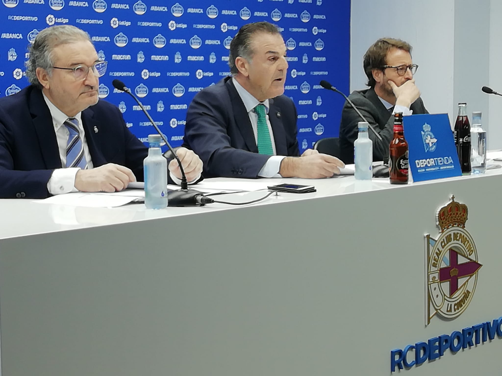 Esta tarde, rueda de prensa de Vidal ... ¿para despedida del actual Consejo de Administración del Dépor?  Esta tarde, rueda de prensa de Vidal ... ¿para despedida del actual Consejo de Administración del Dépor?