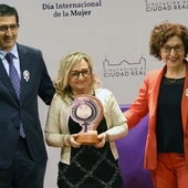 María Jesús Alarcón ha recibido el Premio por la Igualdad de la Diputación María Jesús Alarcón ha recibido el Premio por la Igualdad de la Diputación