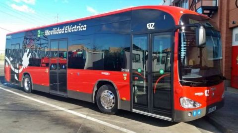Los autobuses siguen circulando con las mismas frecuencias