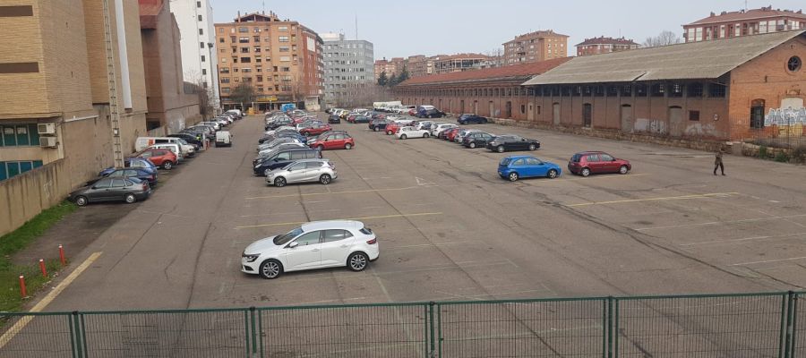 La Estación de Pequeña tenía muchos espacios libres a primera hora La Estación de Pequeña tenía muchos espacios libres a primera hora