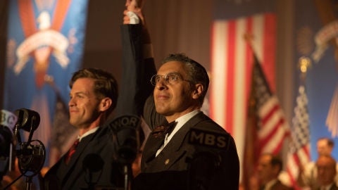 La serie juega con la idea de una presidencia norteamericana de Charles Lindbergh en la Segunda Guerra Mundial