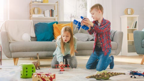 Ni&ntilde;os en el sal&oacute;n