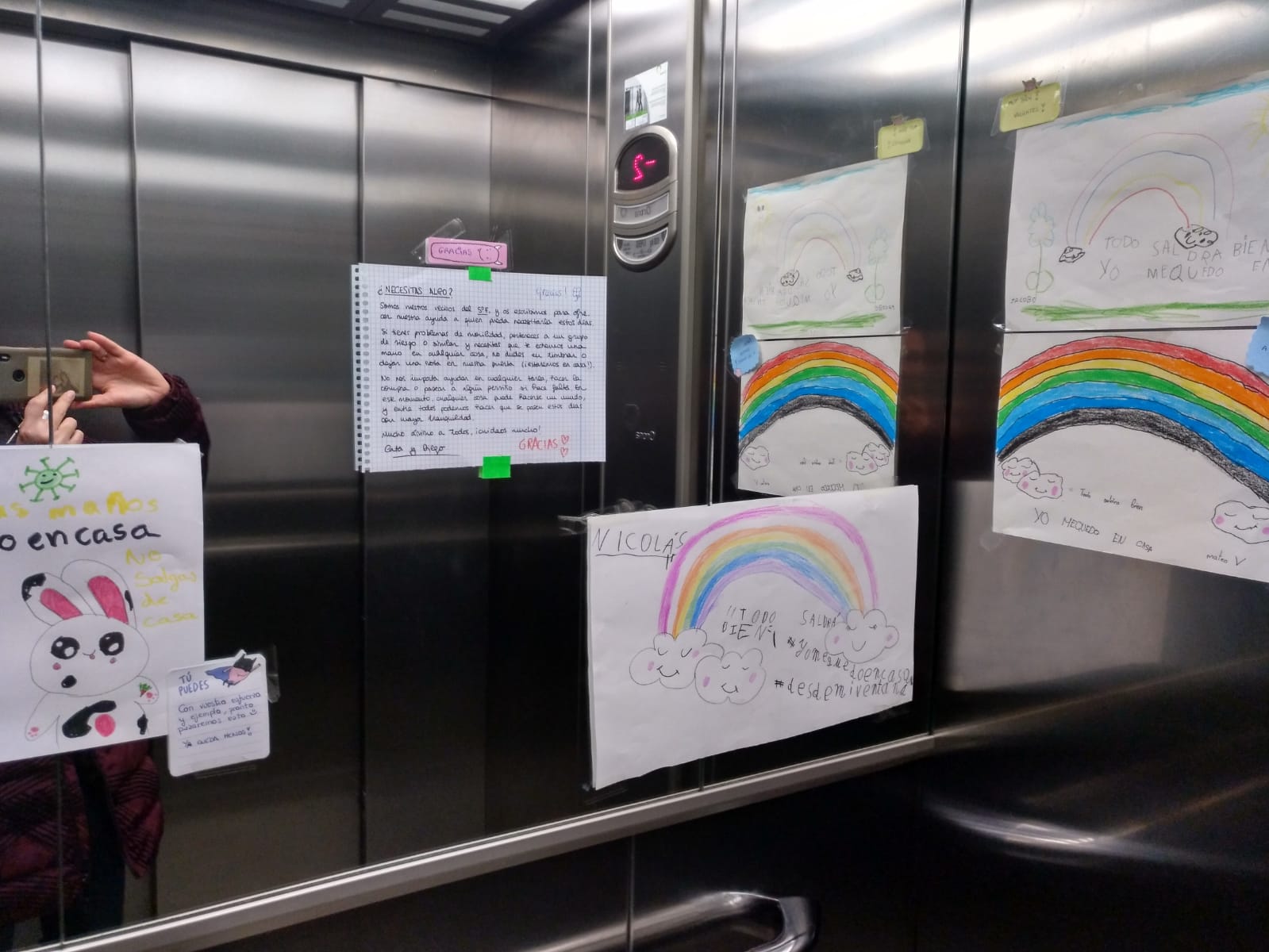 Las apretadas agendas de los niños en casa Las apretadas agendas de los niños en casa