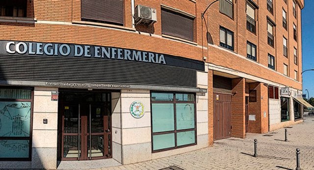 Un enfermero de Miguelturra es agredido en el PAC de Madridejos: "Lo agarró de la camisa y alzó el puño para golpearle" Un enfermero de Miguelturra es agredido en el PAC de Madridejos: "Lo agarró de la camisa y alzó el puño para golpearle"