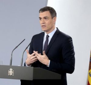 A3 Noticias Fin de Semana (22-03-20) Pedro Sánchez comunica que el estado de alarma se prorrogará 15 días más por el coronavirus A3 Noticias Fin de Semana (22-03-20) Pedro Sánchez comunica que el estado de alarma se prorrogará 15 días más por el coronavirus
