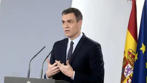 A3 Noticias Fin de Semana (22-03-20) Pedro Sánchez comunica que el estado de alarma se prorrogará 15 días más por el coronavirus A3 Noticias Fin de Semana (22-03-20) Pedro Sánchez comunica que el estado de alarma se prorrogará 15 días más por el coronavirus