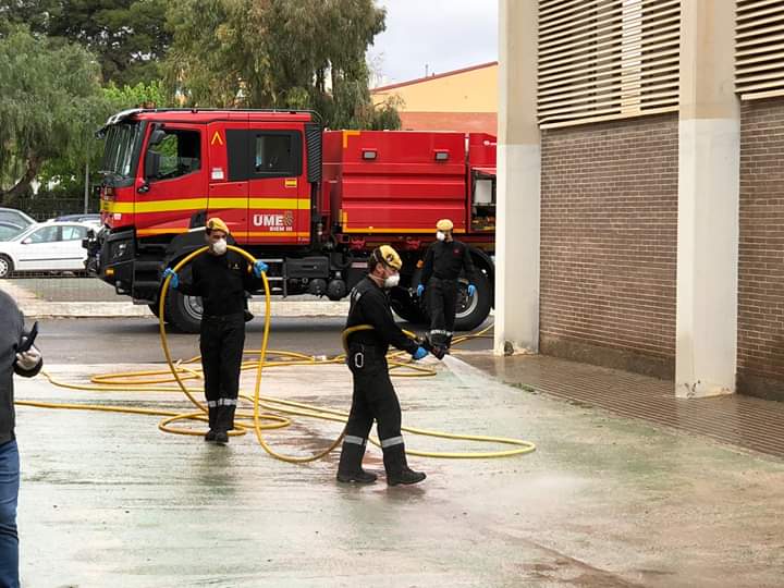 La Unidad Militar de Emergencias también realiza tareas de desinfección contra el coronavirus en Aspe y Novelda La Unidad Militar de Emergencias también realiza tareas de desinfección contra el coronavirus en Aspe y Novelda