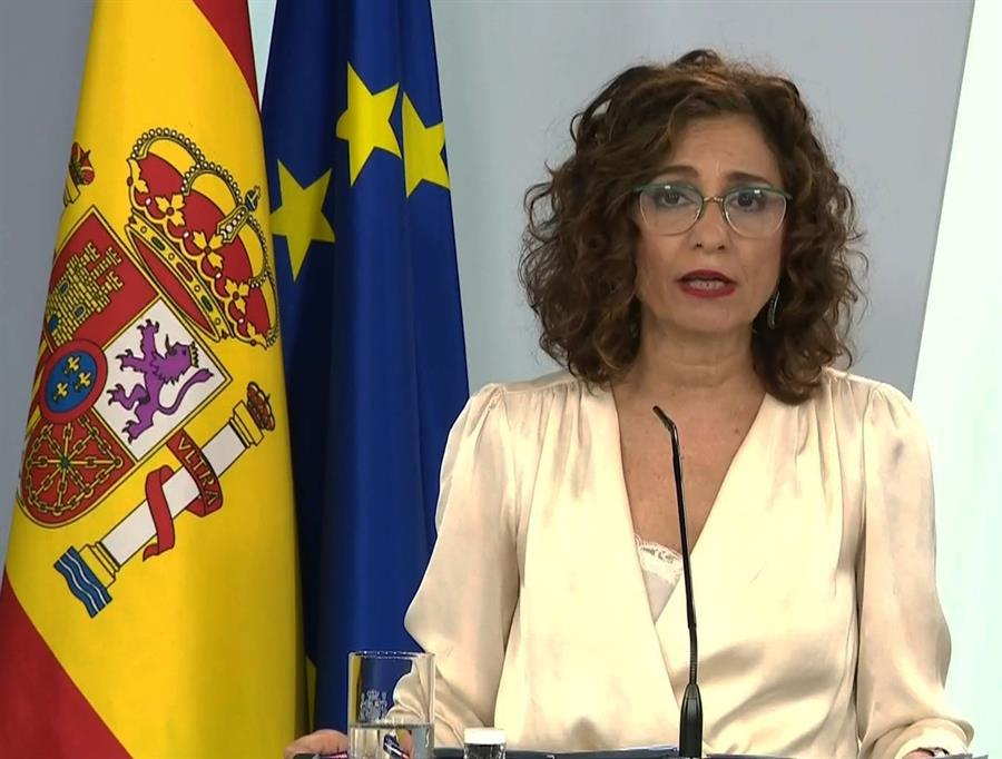 El Gobierno prohíbe los despidos y revisará todos los ERTEs para evitar fraudes durante el estado de alarma El Gobierno prohíbe los despidos y revisará todos los ERTEs para evitar fraudes durante el estado de alarma