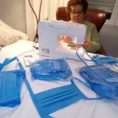 Las mujeres de Afammer están fabricando numerosas mascarillas Las mujeres de Afammer están fabricando numerosas mascarillas