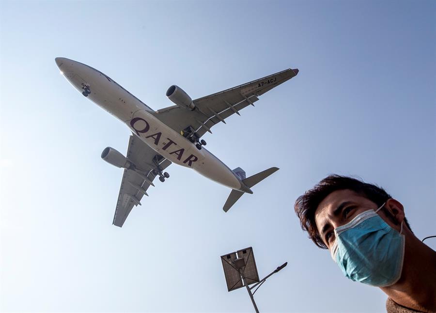 Radio Cuarentena (16/04/20). El futuro inmediato de los aviones. ¿Volaremos con mascarilla? Radio Cuarentena (16/04/20). El futuro inmediato de los aviones. ¿Volaremos con mascarilla?