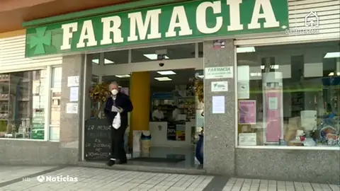 Un ladrón se arrepiente y devuelve los 7.500 euros que había robado en una farmacia: "He hecho una tontería" Un ladrón se arrepiente y devuelve los 7.500 euros que había robado en una farmacia: "He hecho una tontería"