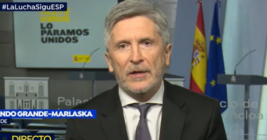 Fernando Grande-Marlaska alerta de las estafas y venta de falsos medicamentos en Internet por el coronavirus: "Hay mucho insolidario e insensato que aprovecha la situación" Fernando Grande-Marlaska alerta de las estafas y venta de falsos medicamentos en Internet por el coronavirus: "Hay mucho insolidario e insensato que aprovecha la situación"