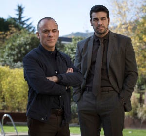 Imagen promocional de 'Hogar', con los actores Javier Gutiérrez y Mario Casas Imagen promocional de 'Hogar', con los actores Javier Gutiérrez y Mario Casas