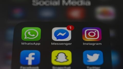 Distintas aplicaciones de mensajer&iacute;a (WhatsApp, Messenger, Instagram, Facebook, Snapchat, Twitter)