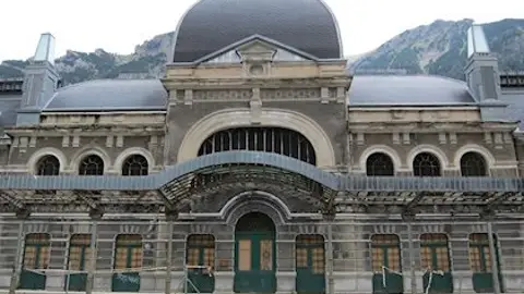 La estación de tren de Canfranc La estación de tren de Canfranc