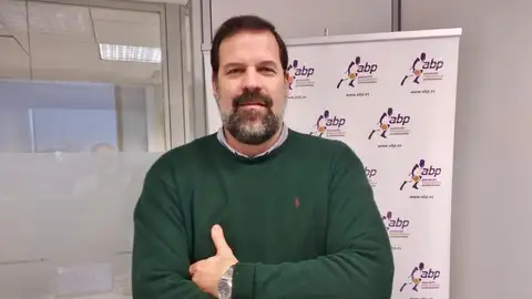 Deportes Antena 3 (28-03-20) Alfonso Reyes recibe el alta tras superar al coronavirus: "No sabía que iba a ser tan duro" Deportes Antena 3 (28-03-20) Alfonso Reyes recibe el alta tras superar al coronavirus: "No sabía que iba a ser tan duro"
