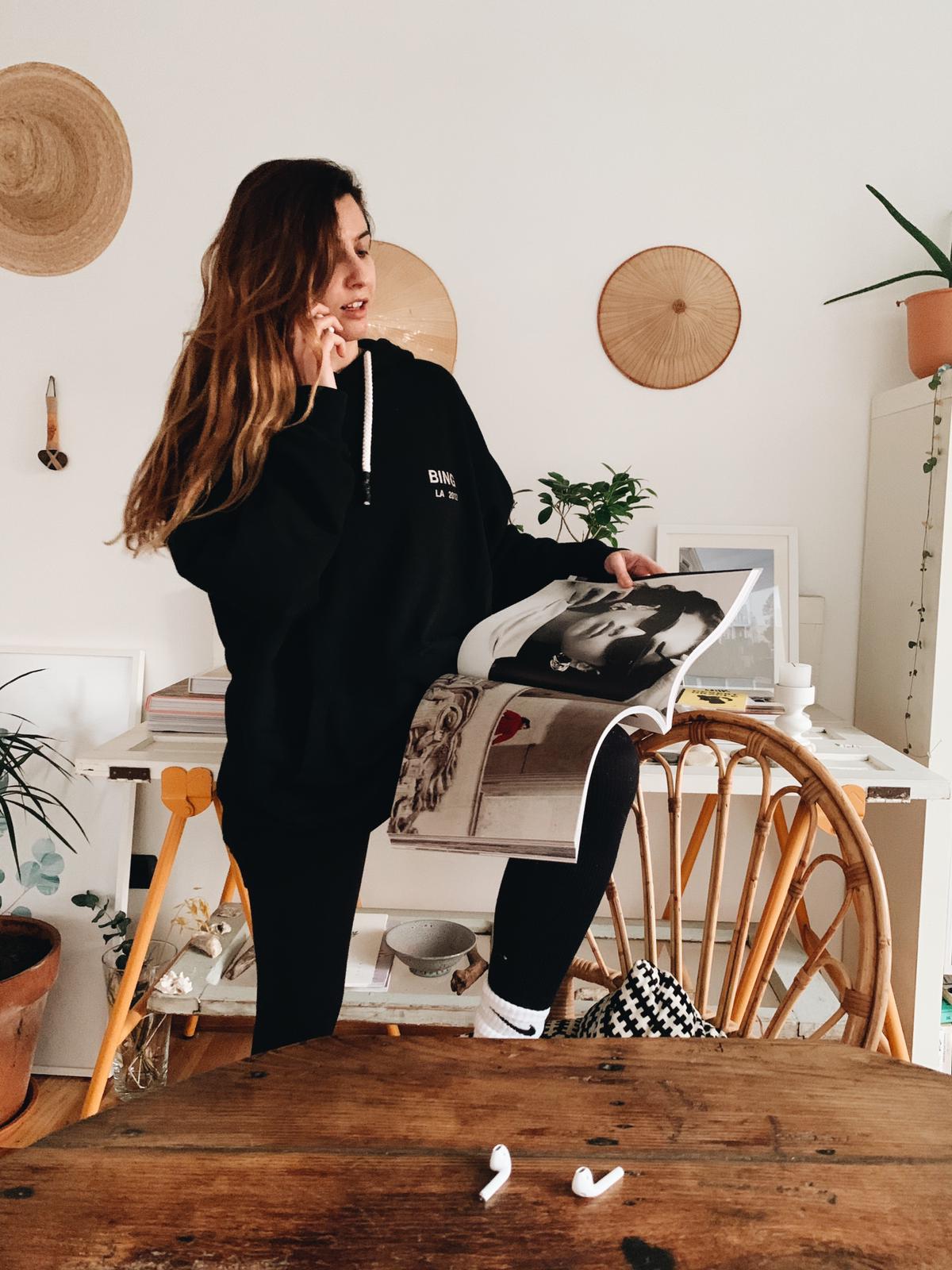 Quédate en casa y quítate el pijama Quédate en casa y quítate el pijama
