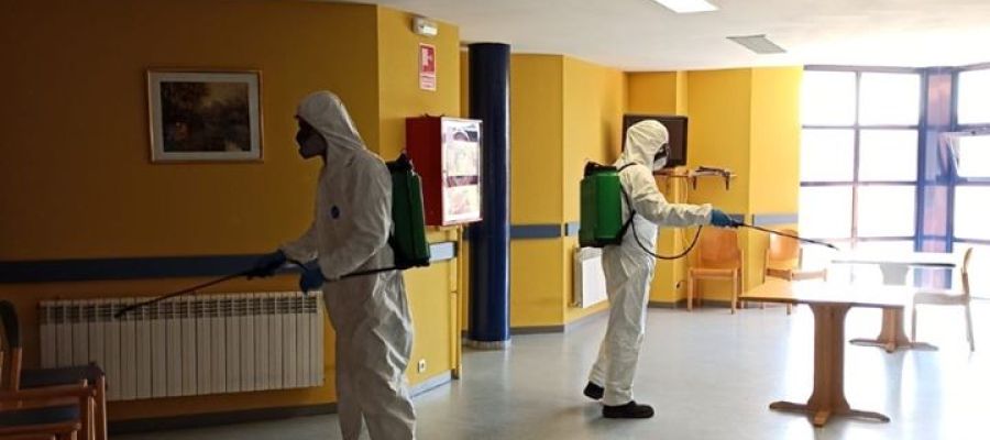 La Diputación continúa con las labores de desinfección en las residencias de Baltanás, Antigüedad y Ampudia La Diputación continúa con las labores de desinfección en las residencias de Baltanás, Antigüedad y Ampudia
