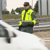 Sindicatos y asociaciones de la Guardia Civil y la Policía Nacional denuncian que los agentes no tienen medios de protección suficientes Sindicatos y asociaciones de la Guardia Civil y la Policía Nacional denuncian que los agentes no tienen medios de protección suficientes