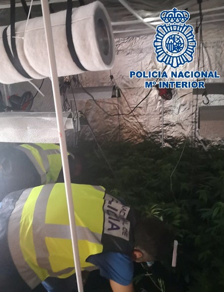 La Policía Nacional detiene a dos personas por secuestro y tráfico de drogas La Policía Nacional detiene a dos personas por secuestro y tráfico de drogas