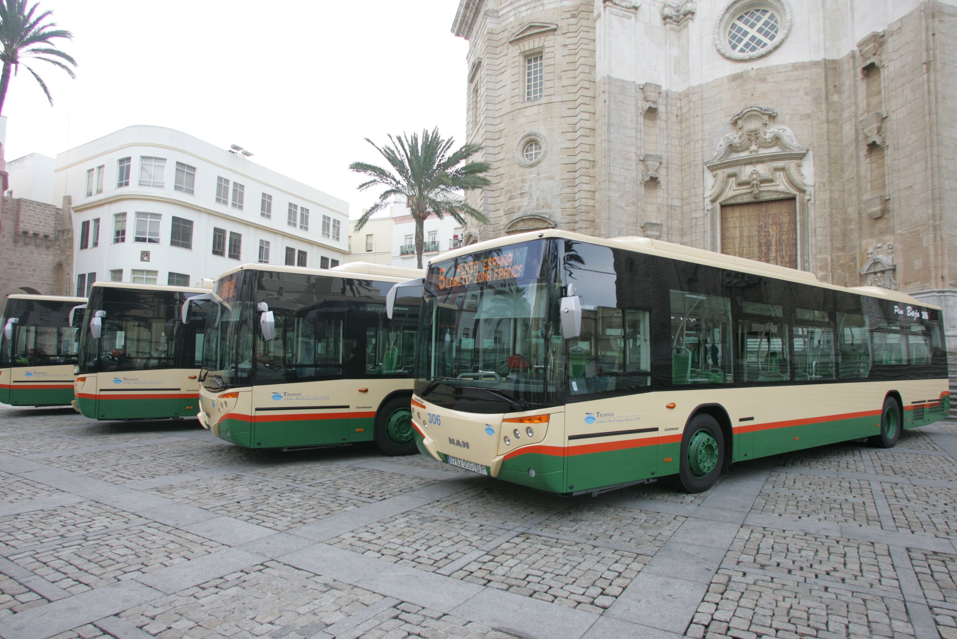 Convocada la Mesa de Movilidad para informar del nuevo pliego de autobuses urbanos Convocada la Mesa de Movilidad para informar del nuevo pliego de autobuses urbanos
