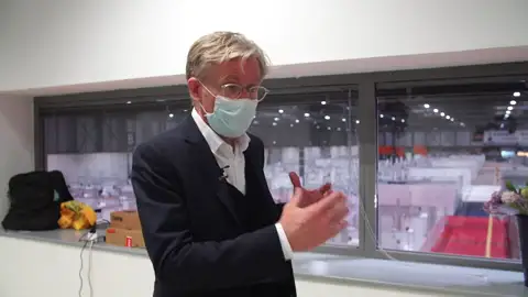 La OMS visita el hospital temporal en IFEMA: "Los madrileños deberían sentirse orgullosos" La OMS visita el hospital temporal en IFEMA: "Los madrileños deberían sentirse orgullosos"