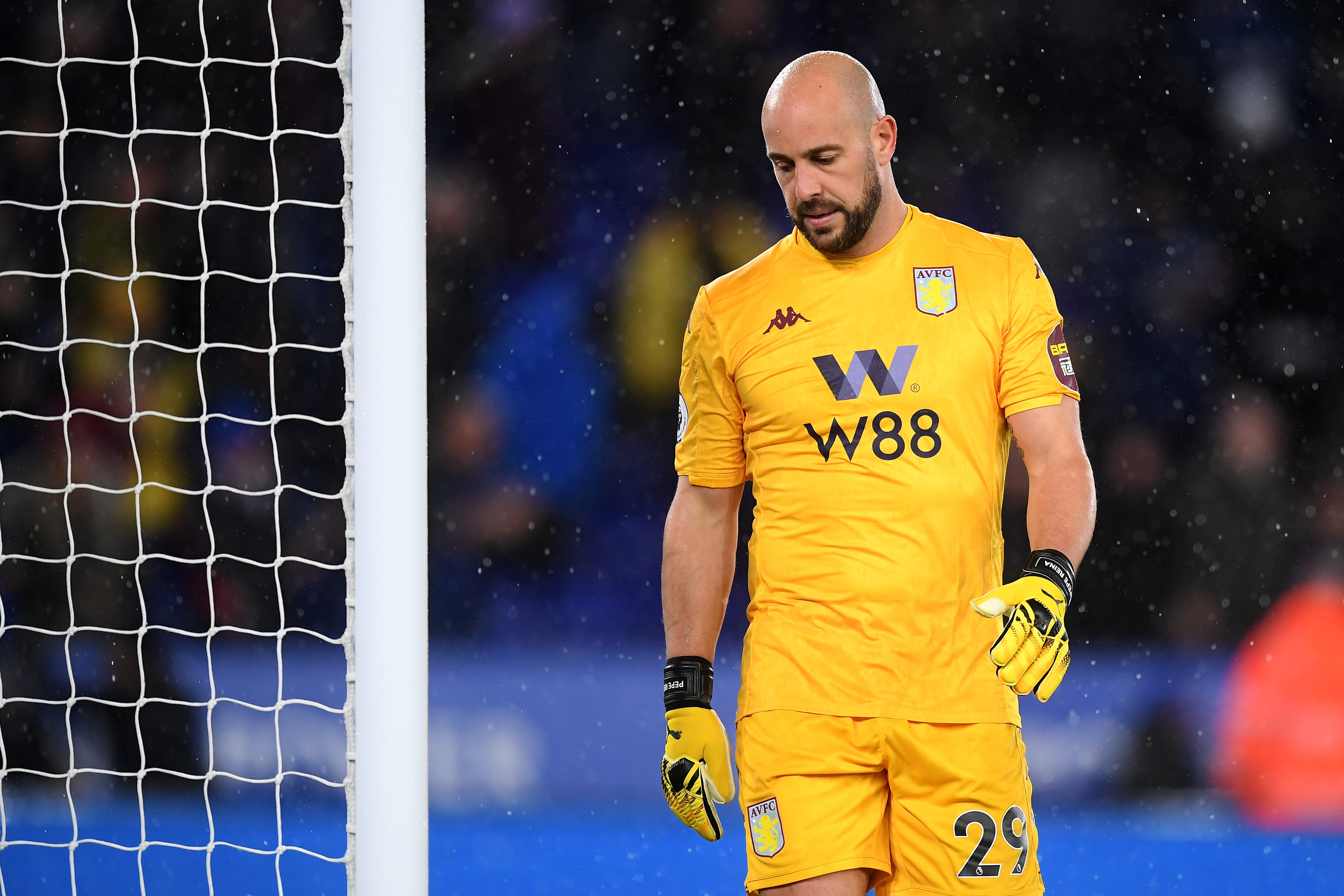 Pepe Reina manda un mensaje irónico a todos sus críticos: "Lo siento mucho..." Pepe Reina manda un mensaje irónico a todos sus críticos: "Lo siento mucho..."