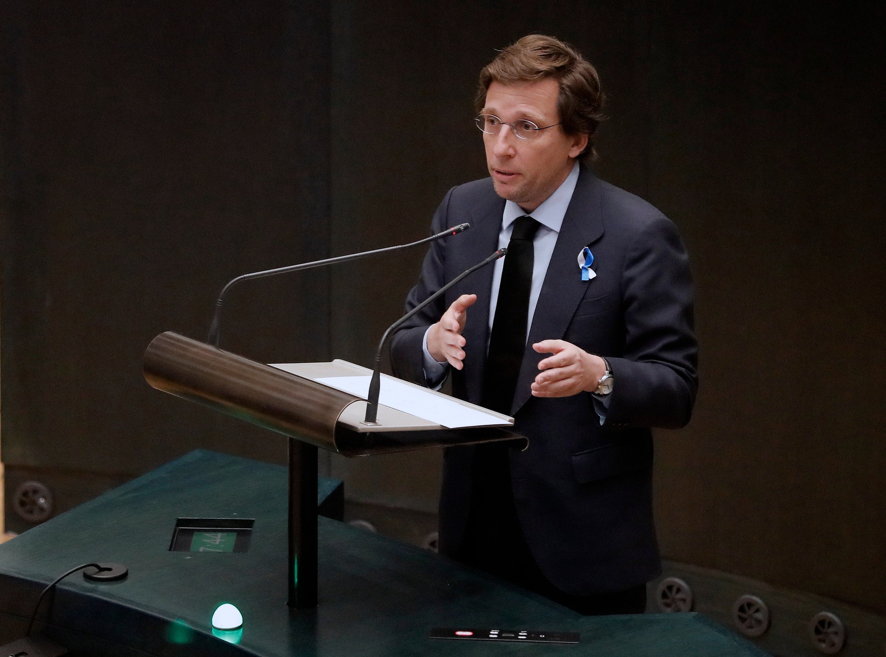 Martínez-Almeida: "Tenemos otra etapa con una persona de extraordinaria valía como Cuca Gamarra" Martínez-Almeida: "Tenemos otra etapa con una persona de extraordinaria valía como Cuca Gamarra"