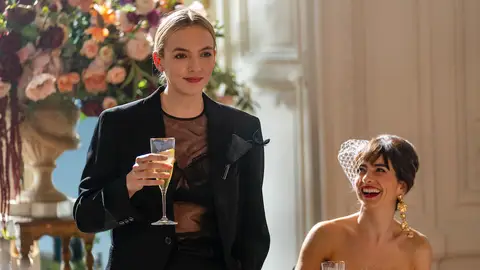 Las actrices Jodie Comer y Carmen Montero, en el arranque de la tercera temporada de 'Killing Eve' Las actrices Jodie Comer y Carmen Montero, en el arranque de la tercera temporada de 'Killing Eve'