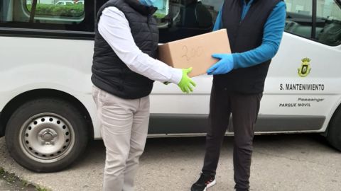 El Ayuntamiento ha comenzado a repartir hoy 10.000 mascarillas El Ayuntamiento ha comenzado a repartir hoy 10.000 mascarillas