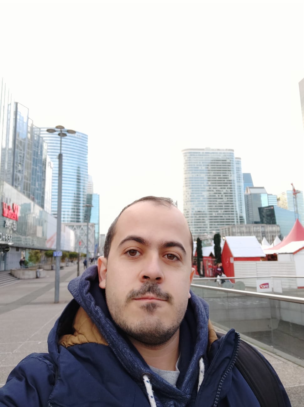 Javier de la Roza es profesor en París Javier de la Roza es profesor en París