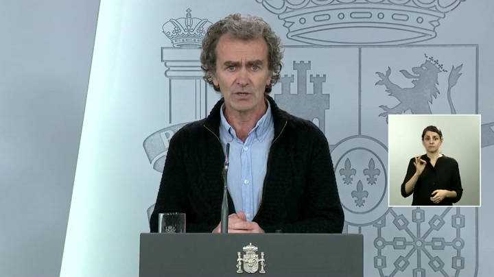 Fernando Simón: "Usar fallos en nuestros discursos para hacernos daño como equipo no es decente" Fernando Simón: "Usar fallos en nuestros discursos para hacernos daño como equipo no es decente"