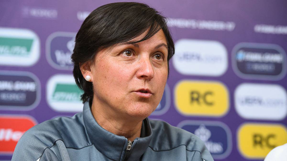 Ellas Juegan 03x32 | Toña Is: "A quién no le gustaría entrenar a un equipo como el Real Madrid" Ellas Juegan 03x32 | Toña Is: "A quién no le gustaría entrenar a un equipo como el Real Madrid"